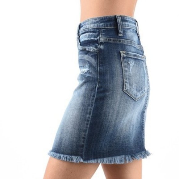 KANCAN🔥🎉HOST PICK🎉FRAYED HEM DENIM SKIRT - Picture 4 of 4